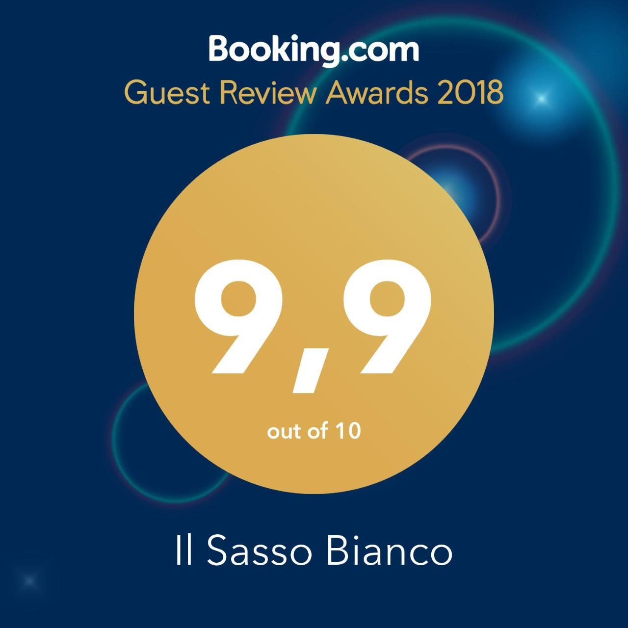Bed and Breakfast Il Sasso Bianco Comerio Esterno foto